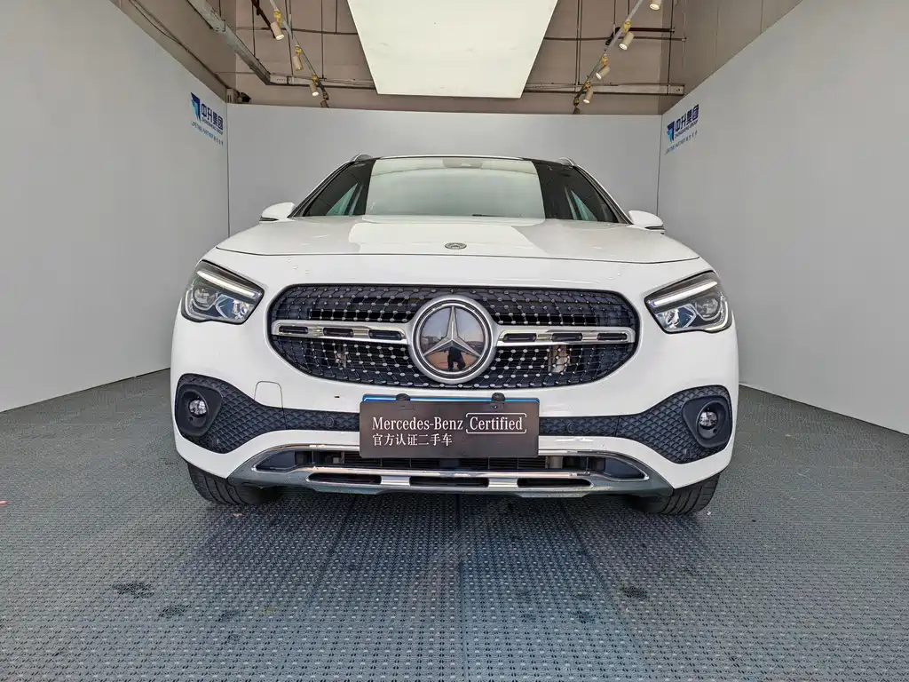 Mercedes-Benz GLA 2023