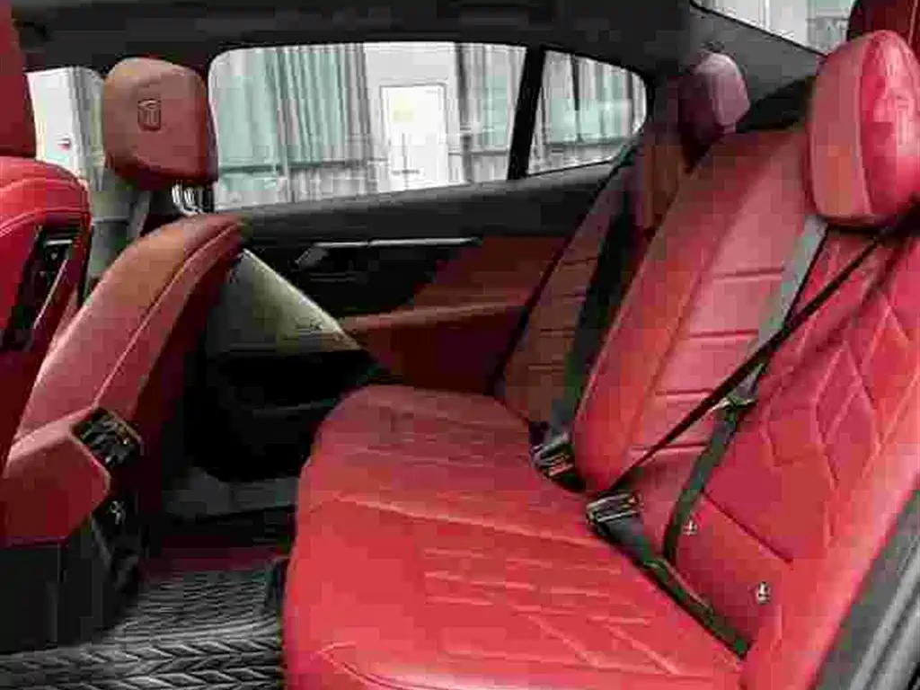BMW 5 Series 2024 — фото 9
