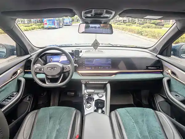 Geely Xingyue L 2021