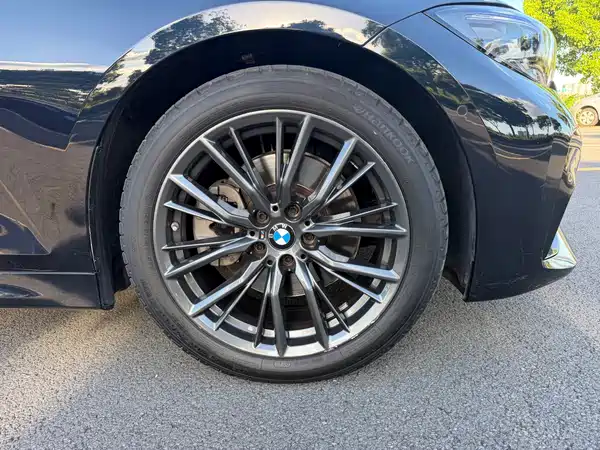 BMW 3 Series 2022