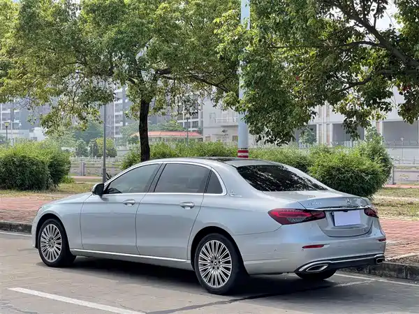 Mercedes-Benz E-Class 2021