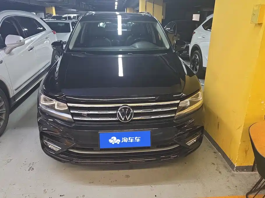 Volkswagen Tiguan L 2018 — фото 2