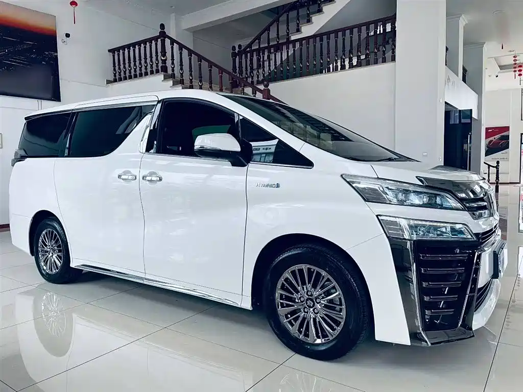 Toyota Vellfire 2022 — фото 4