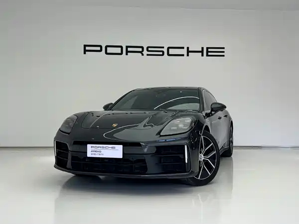 Porsche Panamera 2025