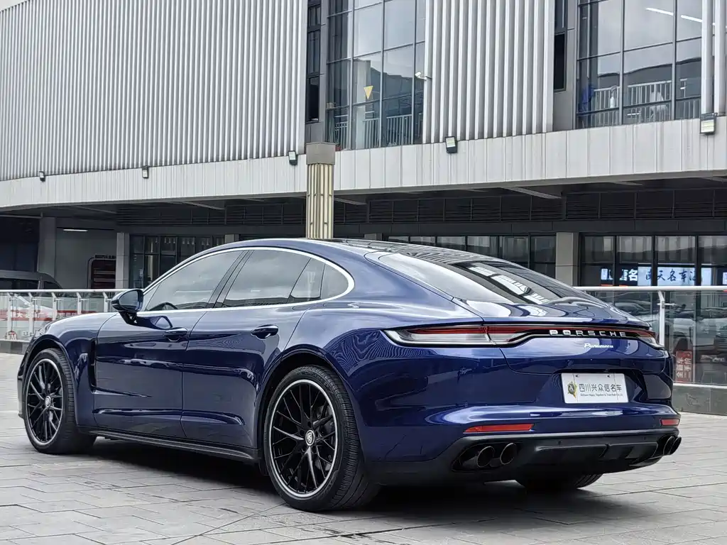 Porsche Panamera 2022 — фото 7