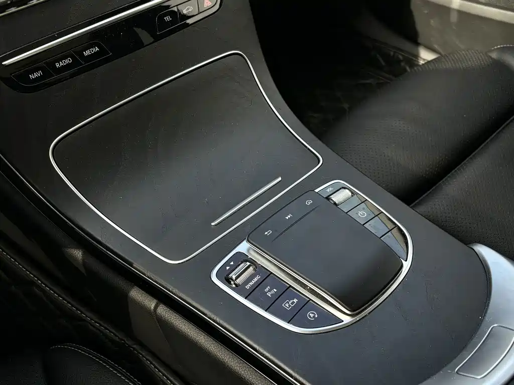 Mercedes-Benz C-Class 2020 — фото 16