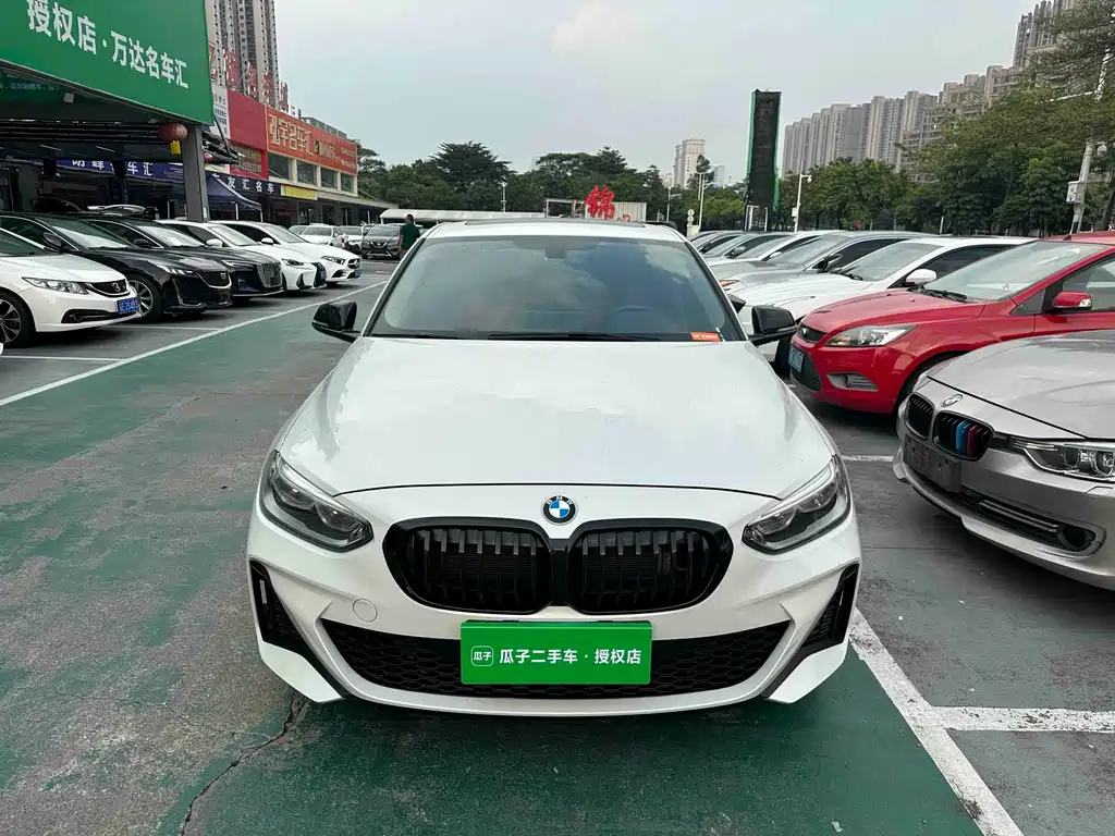 BMW 1 Series 2022