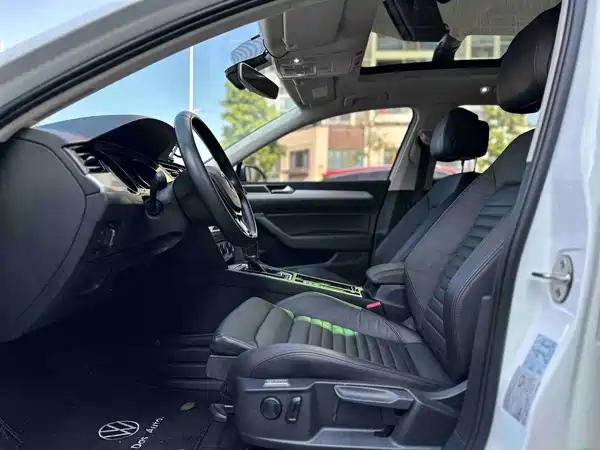 Volkswagen Viloran 2018