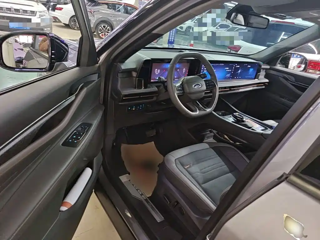 Ford Edge 2023 — фото 16