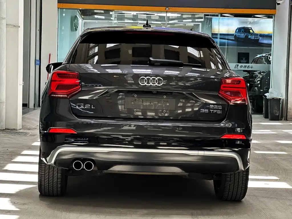 Audi Q2L 2022