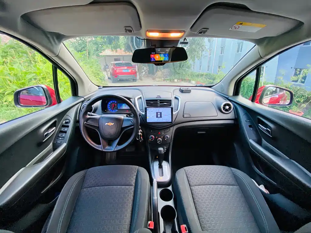 Chevrolet Trax 2014 — фото 10