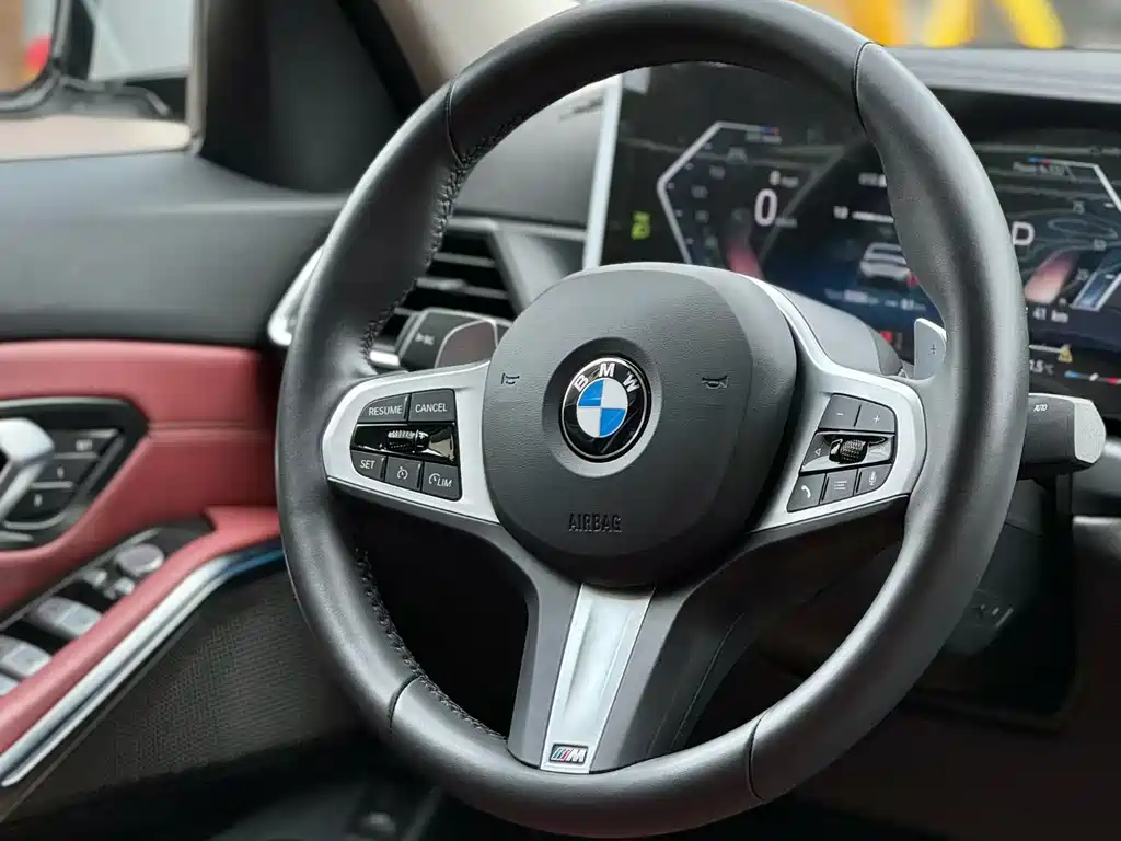 BMW 3 Series 2024 — фото 14