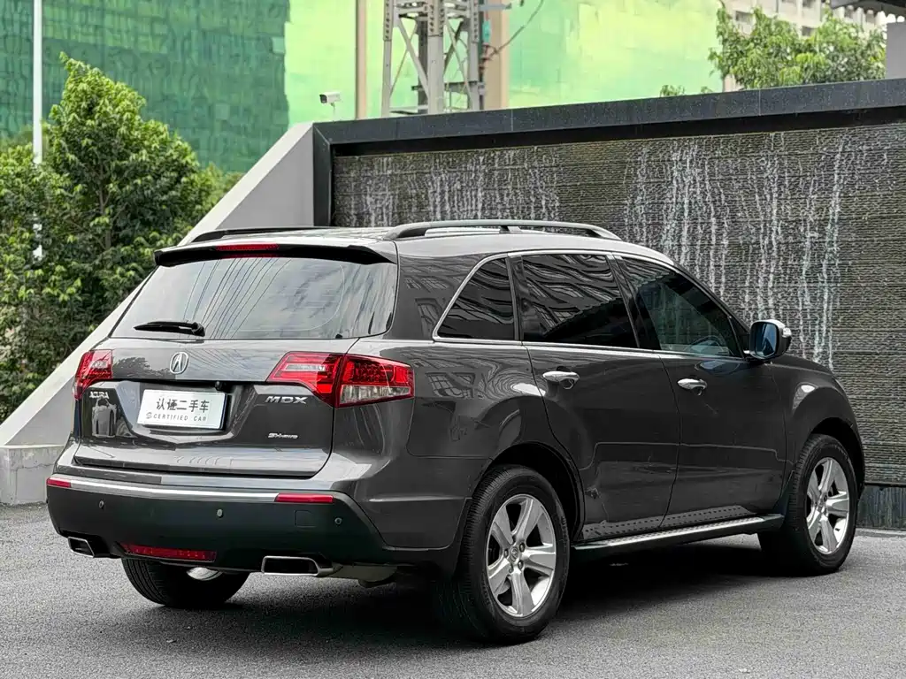 Acura MDX 2010 — фото 8