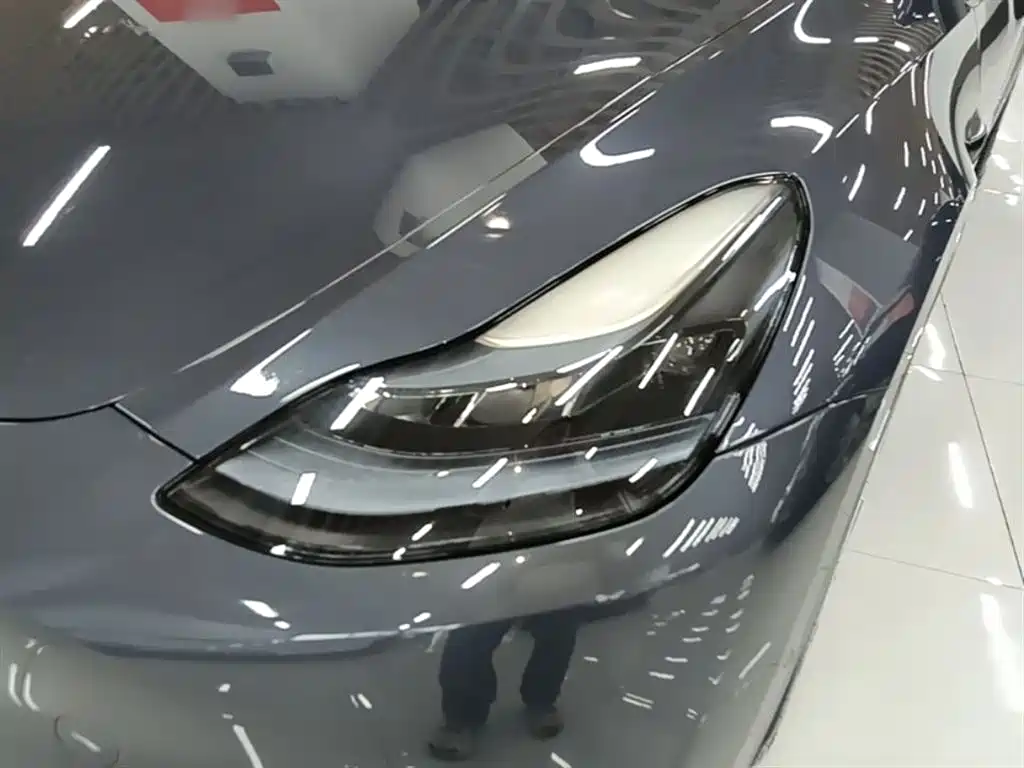 Tesla Model Y 2023 — фото 24