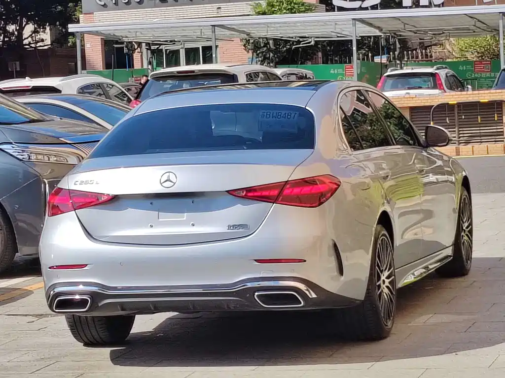 Mercedes-Benz C-Class 2023 — фото 2