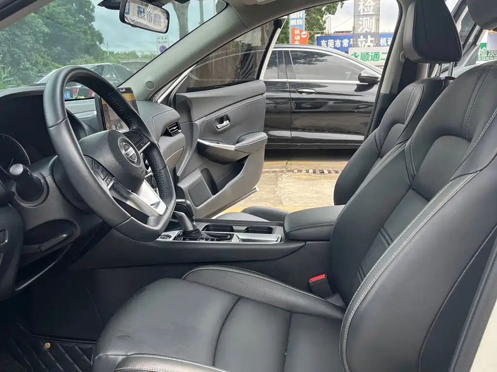 Nissan Sylphy 2023 — фото 18