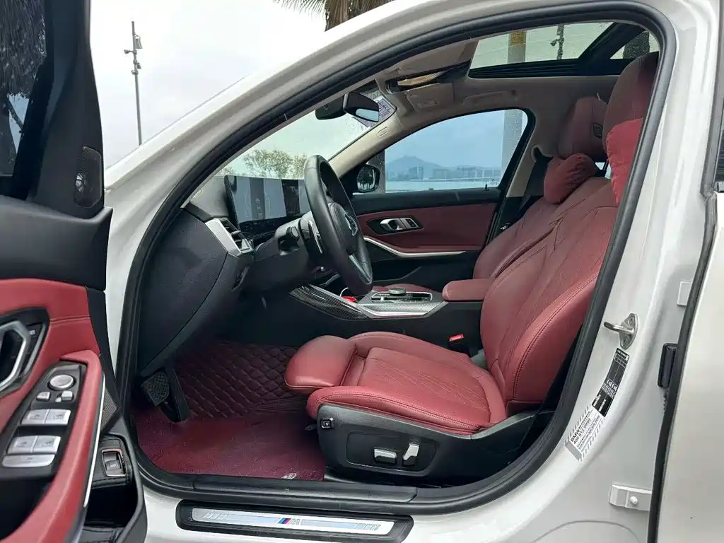 BMW 3 Series 2023