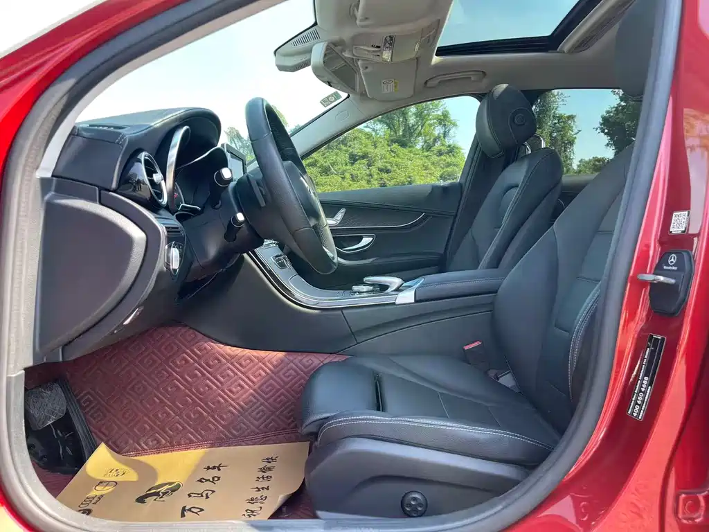 Mercedes-Benz C-Class 2018 — фото 12