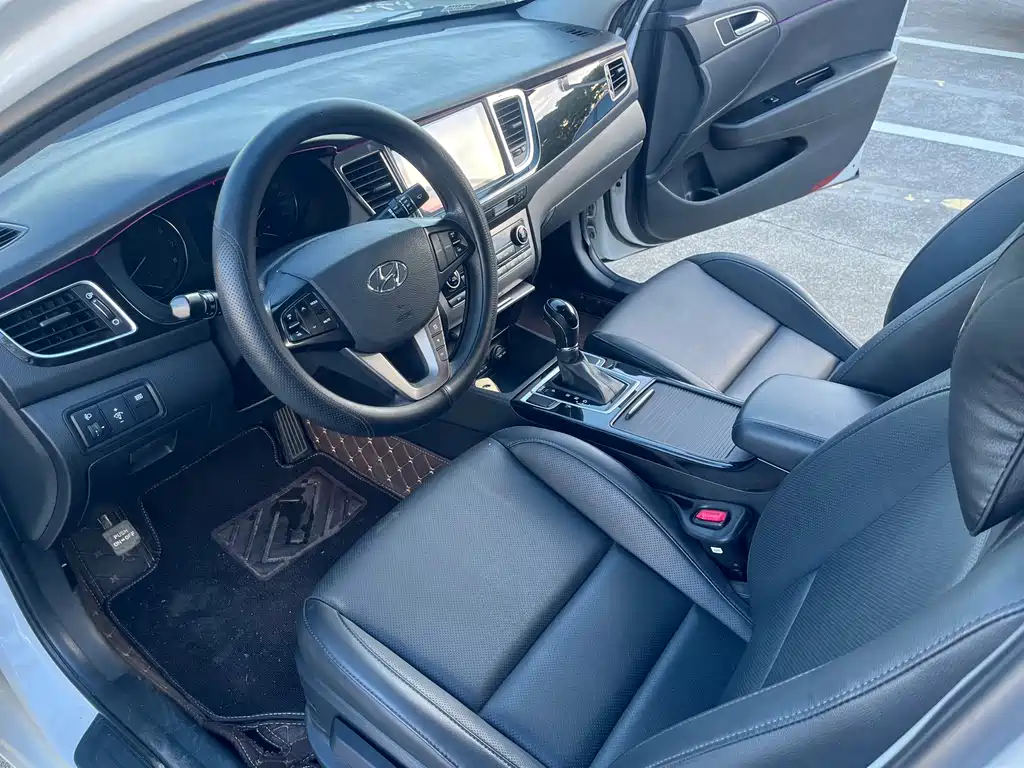 Hyundai Mistra 2015 — фото 6