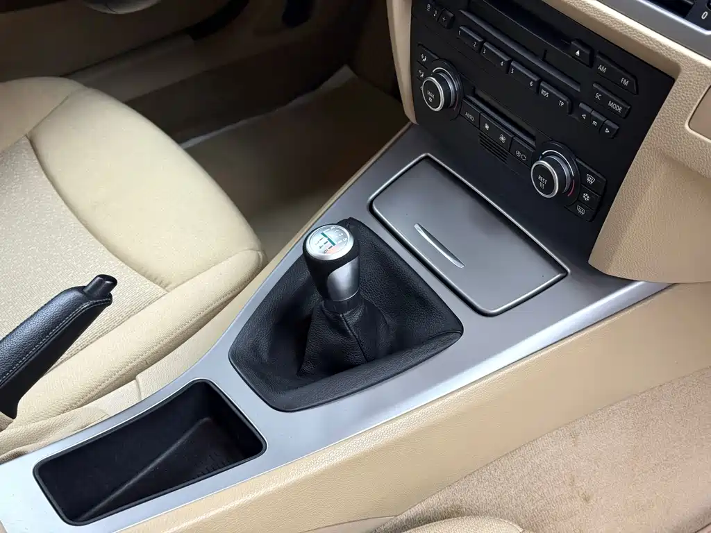 BMW 3 Series 2008 — фото 16