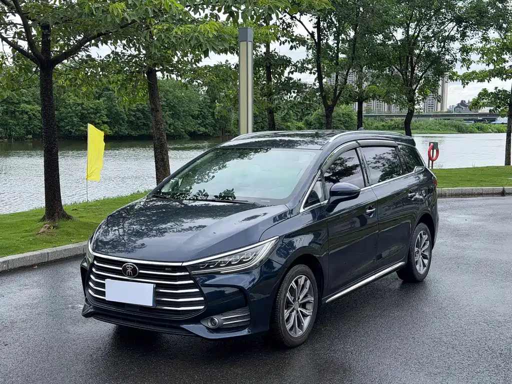 BYD Song MAX 2019 — фото 1