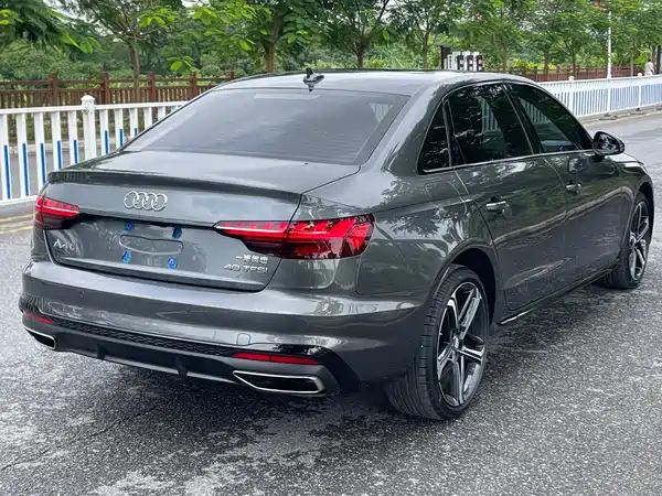 Audi A4L 2025