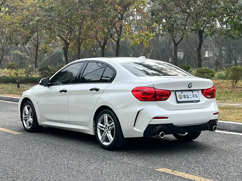 BMW 1 Series 2020 — фото 6