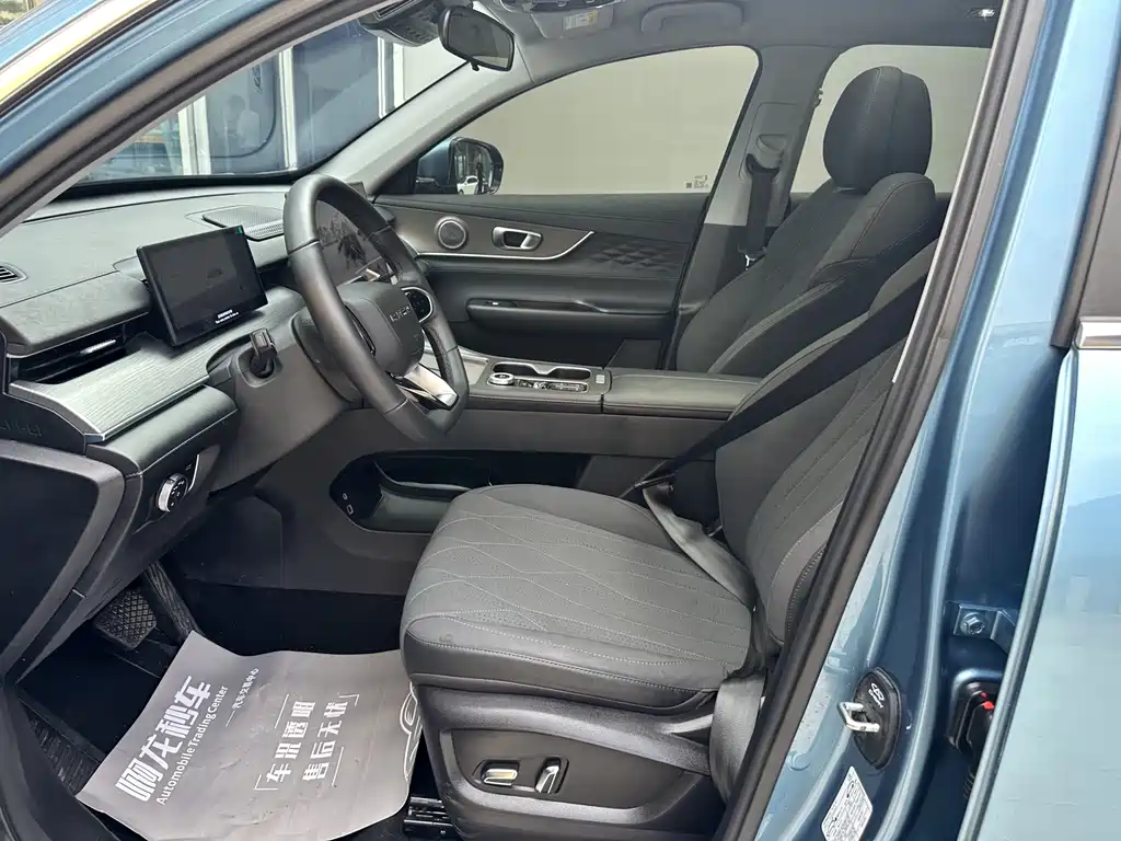 Chery Tiggo 8 PLUS C-DM 2025 — фото 7
