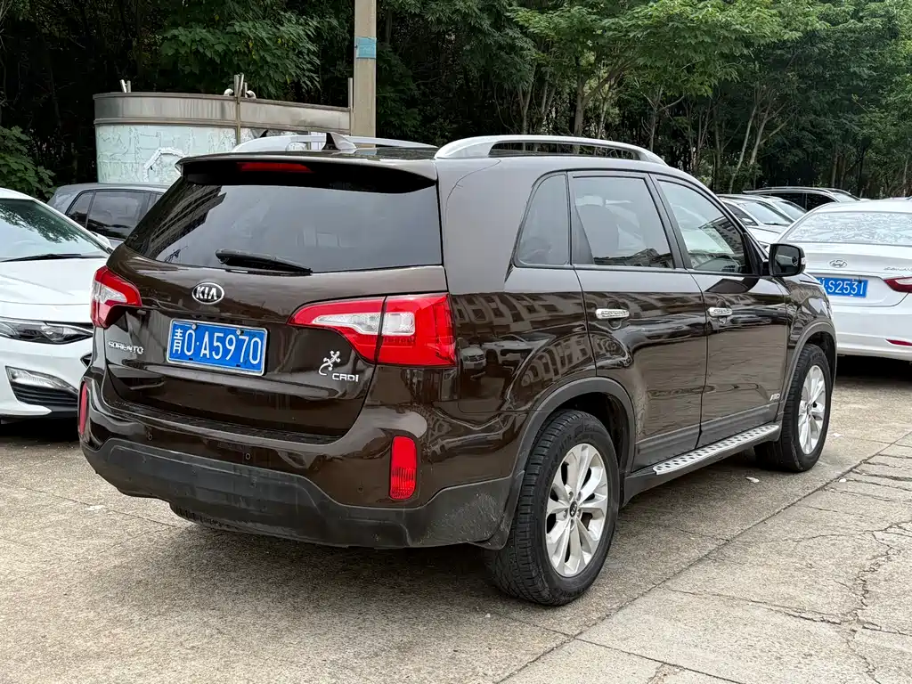 Kia Sorento 2015 — фото 6