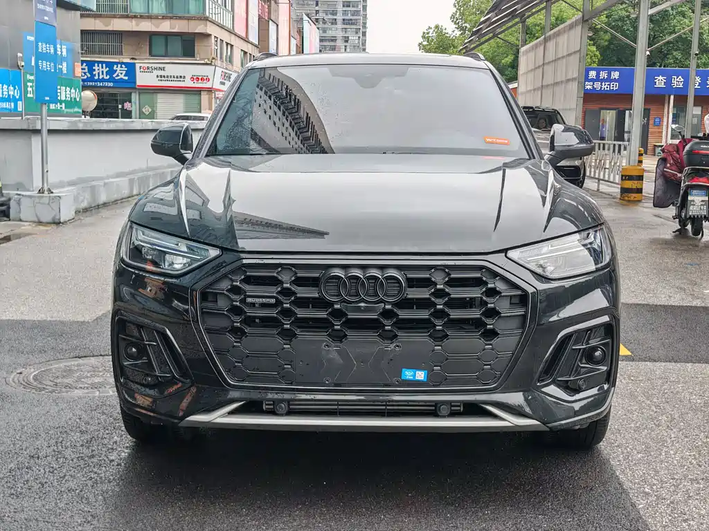 Audi Q5L 2025