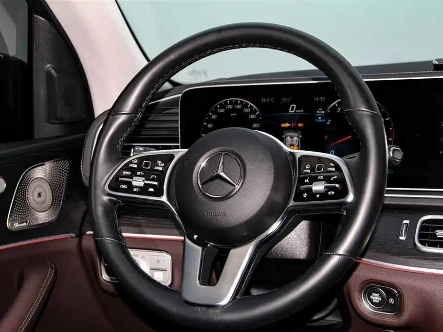 Mercedes-Benz GLE 2023 — фото 15