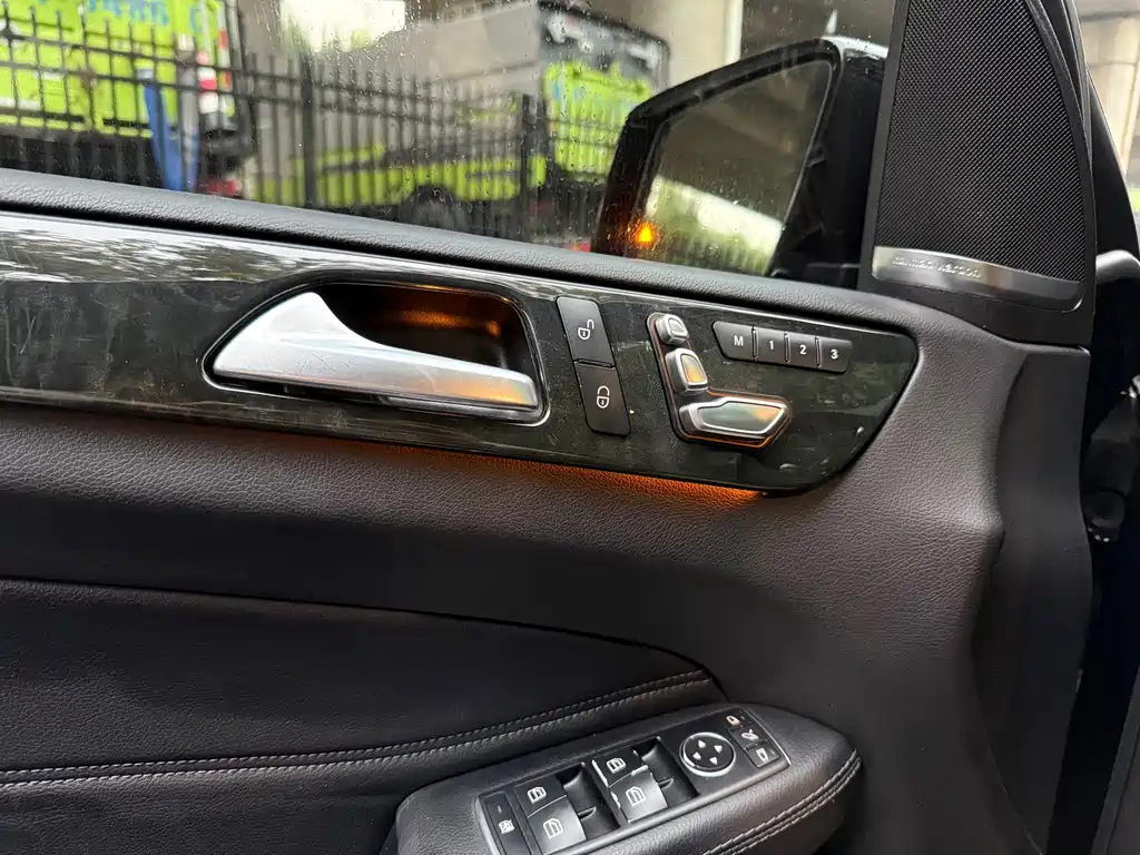 Mercedes-Benz GLE 2018 — фото 11
