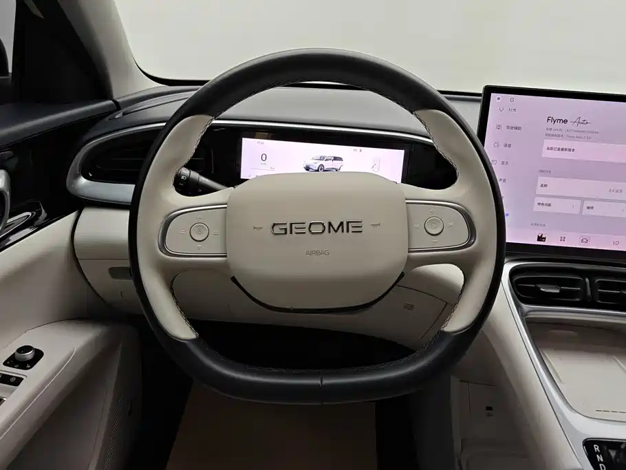 Geely Galaxy Starwish 2025 — фото 15