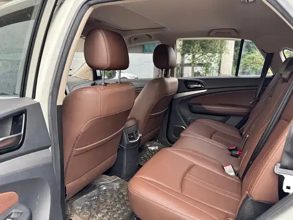 BYD S7 2016