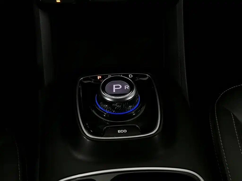Aion Trumpchi GE3 2018 — фото 13