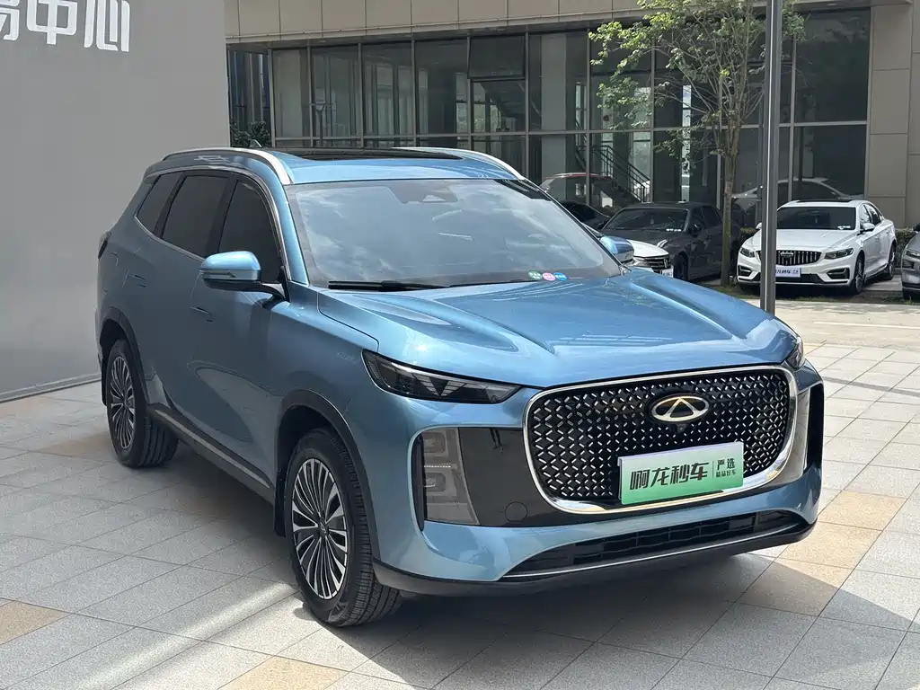 Chery Tiggo 8 PLUS C-DM 2025 — фото 4