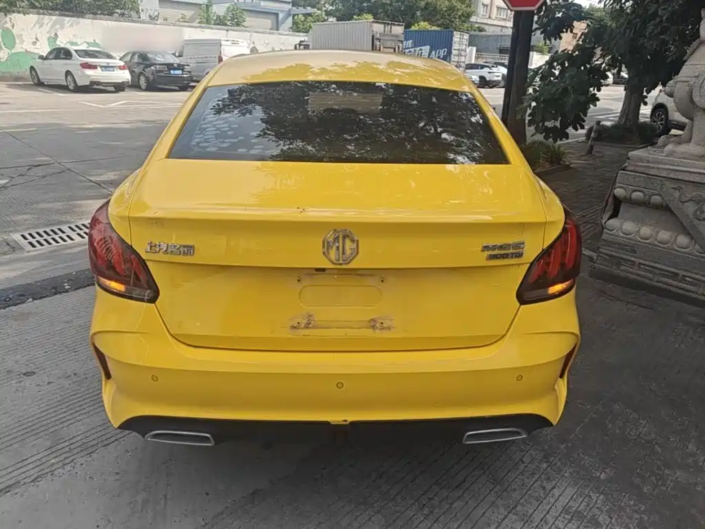 MG MG5 2021