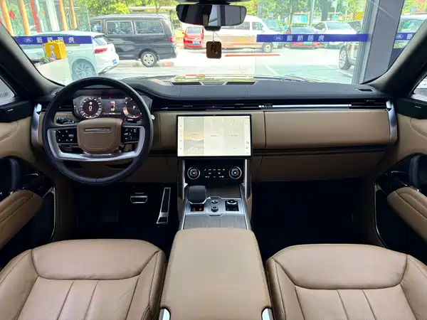 Land Rover Range Rover 2023