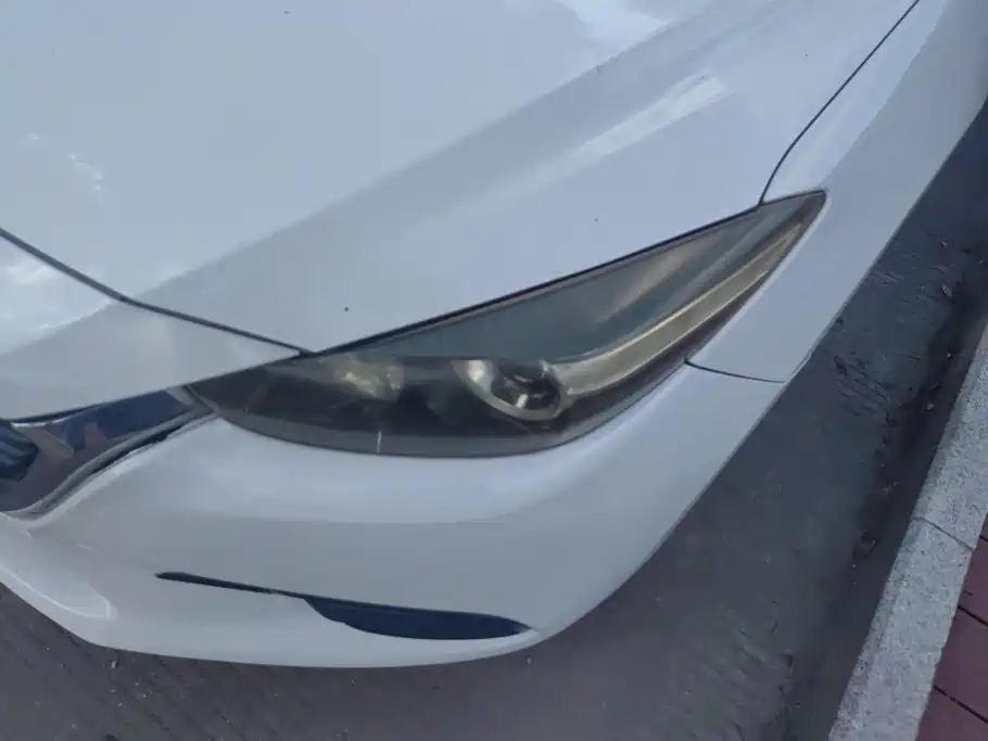 Mazda 3 Axela 2018