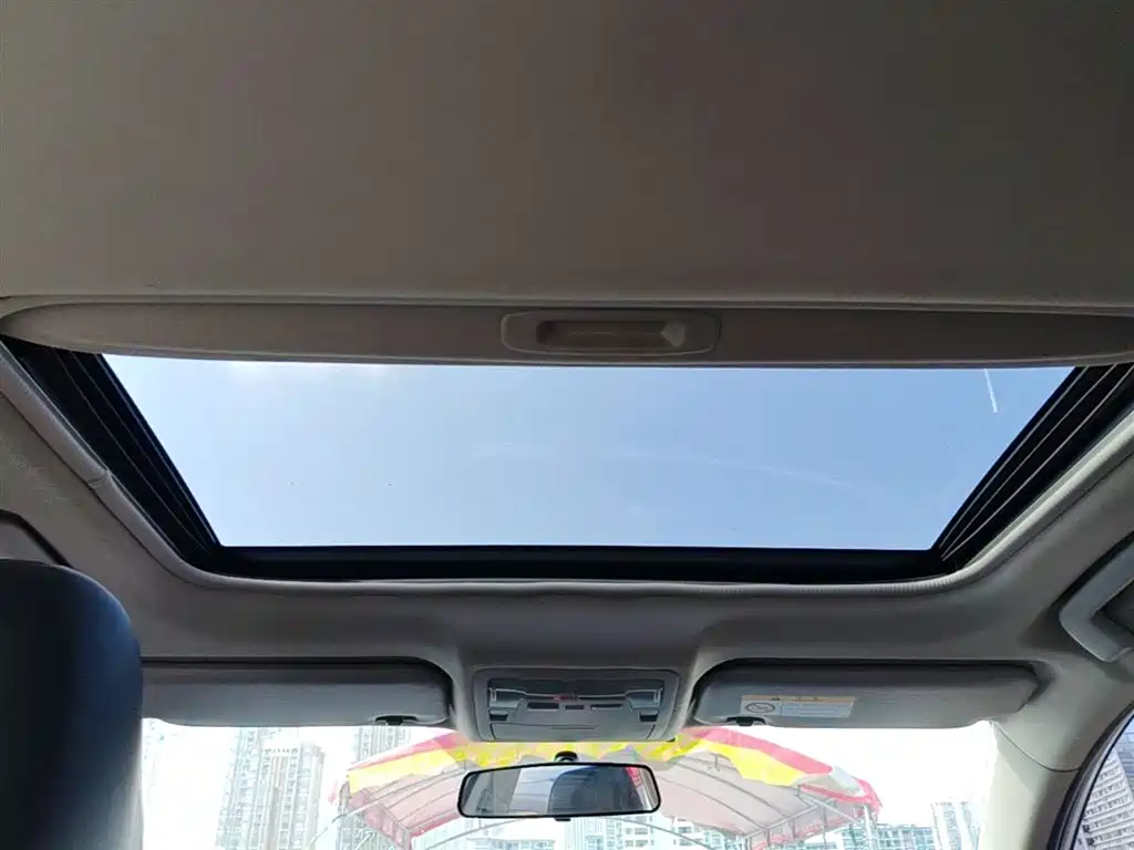 Toyota Corolla 2016 — фото 18
