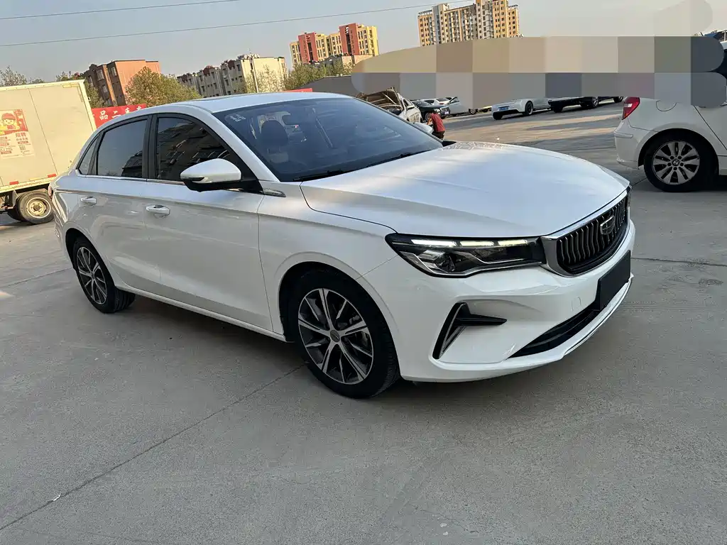Geely Emgrand 2021 — фото 16