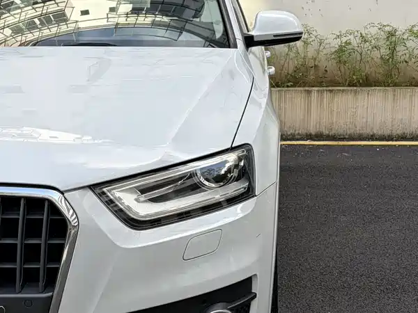 Audi Q3 2014