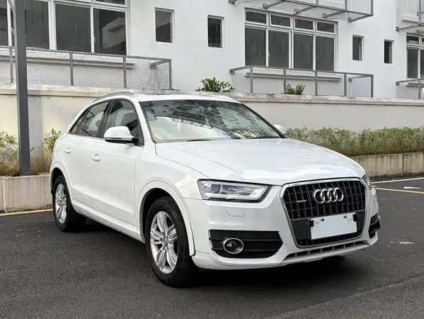 Audi Q3 2014