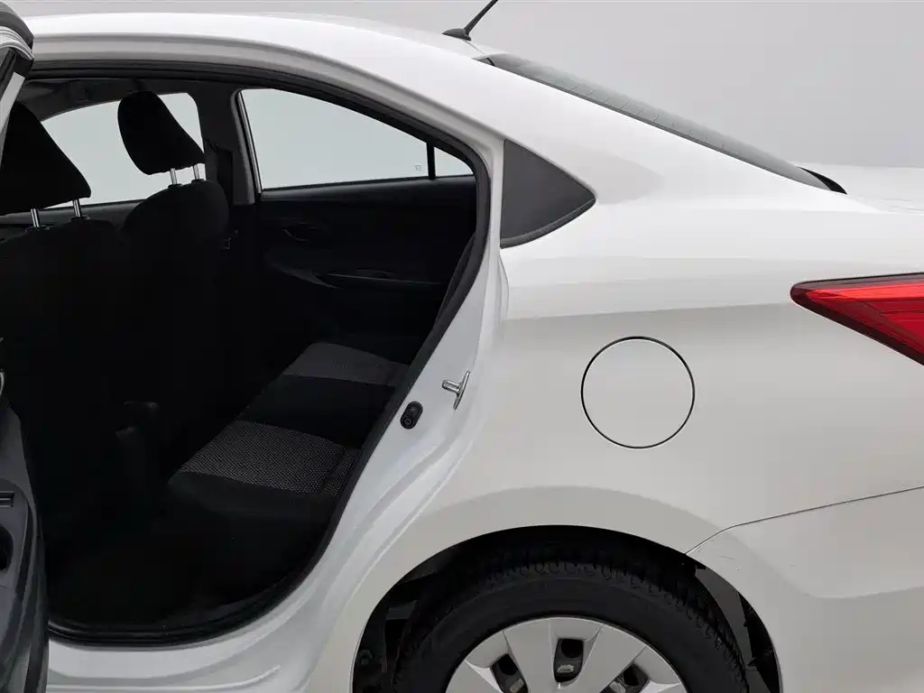 Toyota Vios 2019 — фото 15