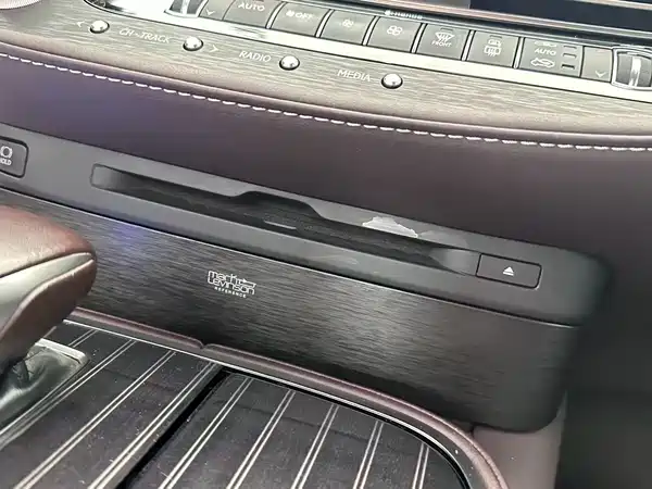 Lexus LS 2018