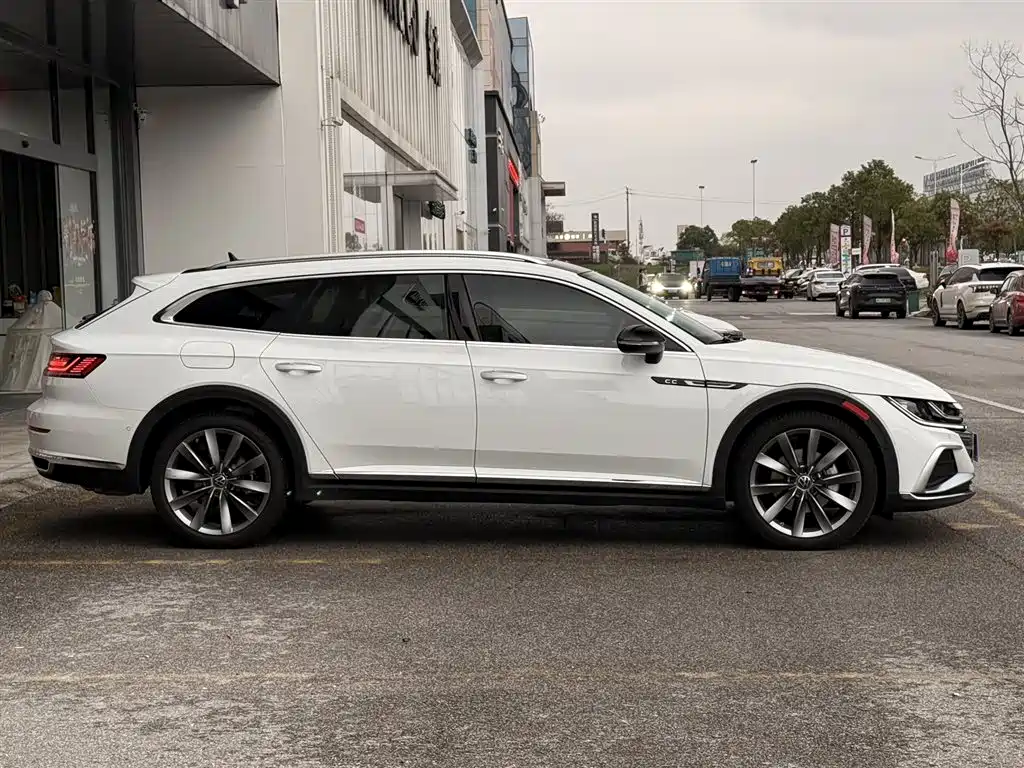 Volkswagen CC 2025