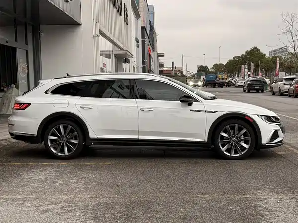 Volkswagen CC 2025