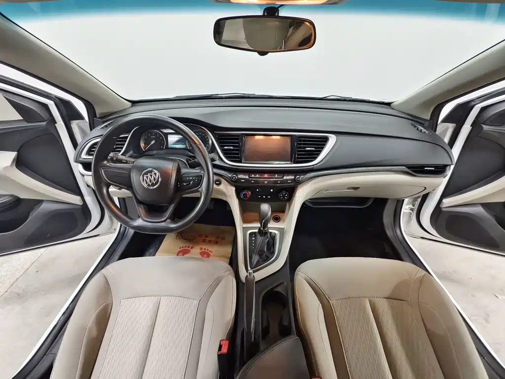 Buick Excelle 2015 — фото 9
