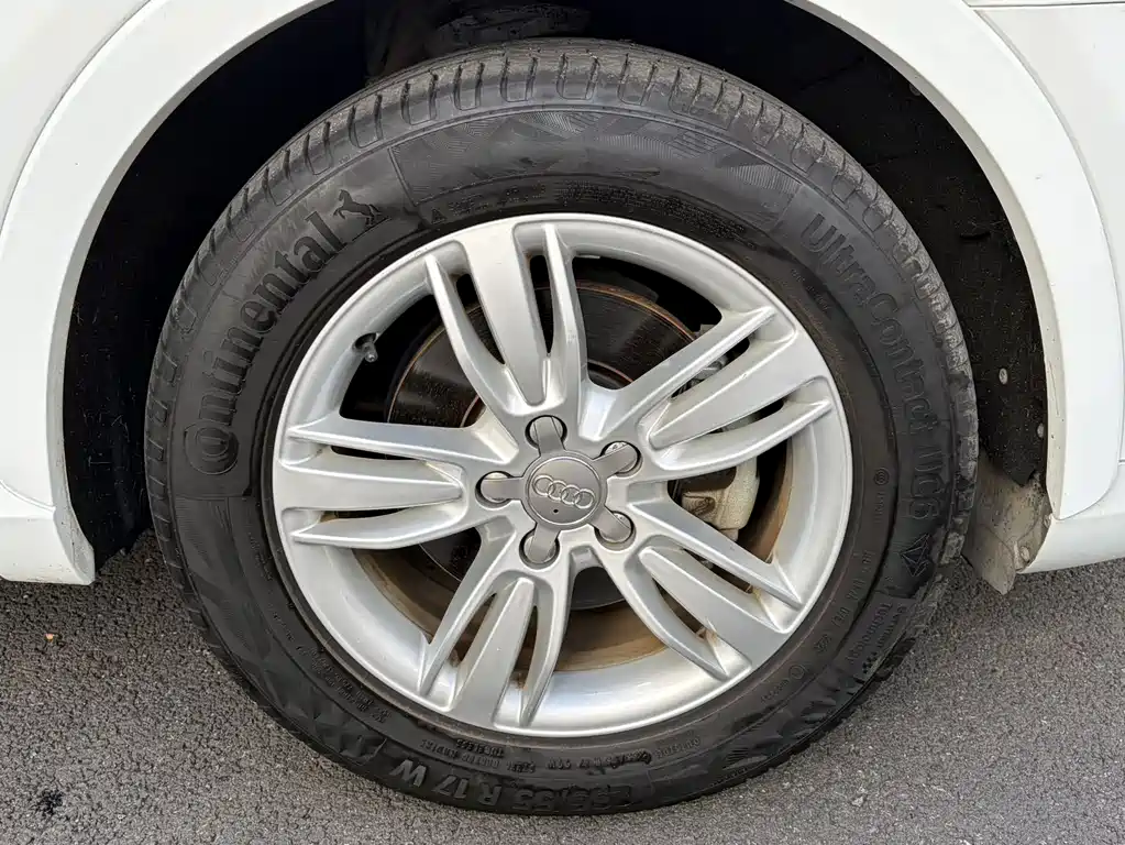 Audi Q3 2014
