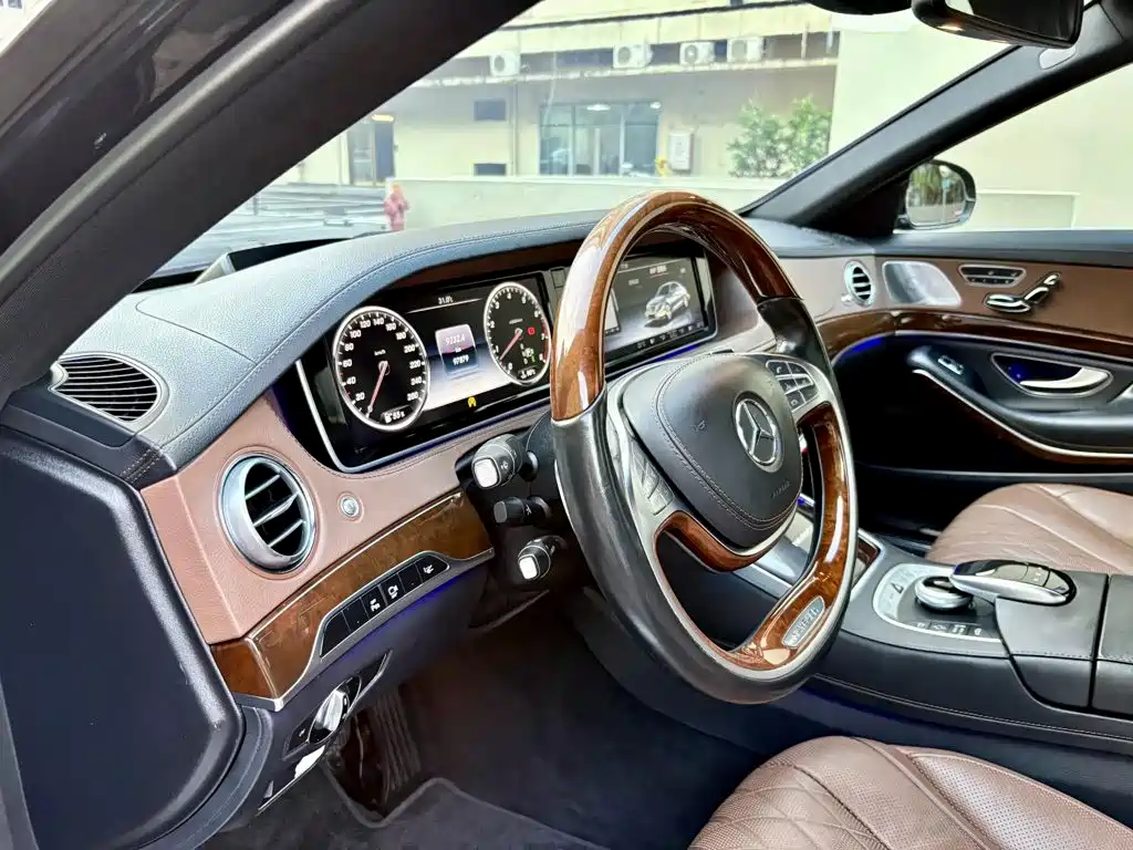 Mercedes-Benz Maybach S-Class 2016 — фото 12
